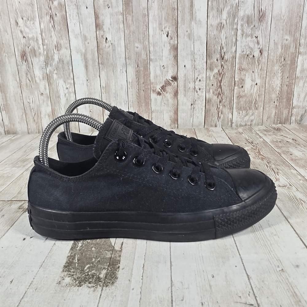 Converse Chuck Taylor All Star Low Top Black Monochrome Sneakers M5039 Womens 7
